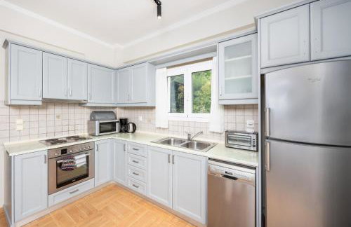 Villa Ioanna Agios Stephanos - Photo 29