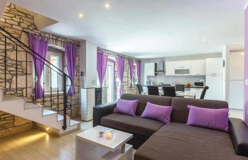 Two-Bedroom Holiday Home With A Fireplace In Barban - Foto 2