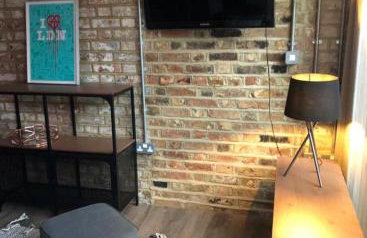 The Old Gin Distillery est 1850 - Foto 4