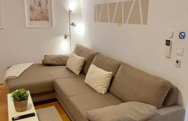Prince Apartment Zagreb with Terrace - Photo 19