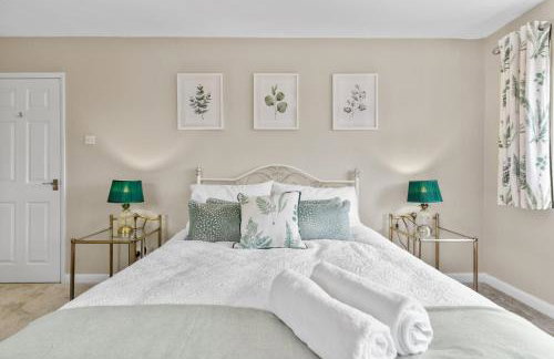 Modern 3 Bedroom Bungalow with Style & Comfort in Leicestershire - Photo 49