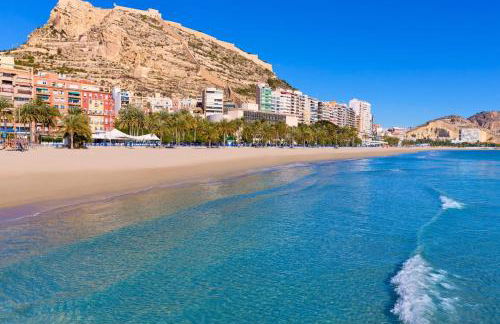 3-bedroom 2-bathroom flat ideal for families and nomads - Photo 48