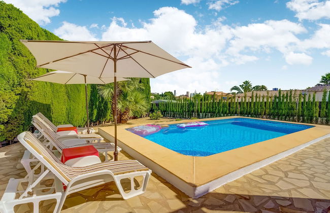 Serene Villa in Calpe With Private Swimming Pool - Photo 29