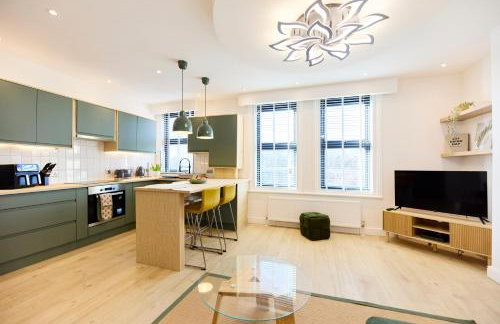 Aura - Elegant Retreat in Prime Leeds Location! - Foto 4