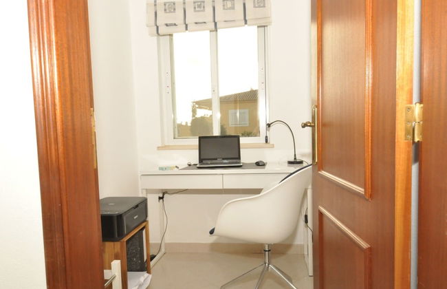 Villa With Views Like the Pool, Sea, Meia Praia - Foto 23