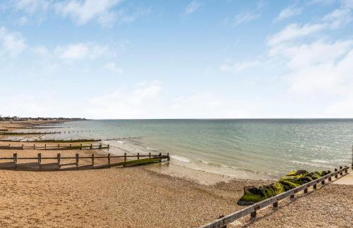 Delightful 2 Bed House a Stones Throw From Beach - Pass the Keys - Photo 32