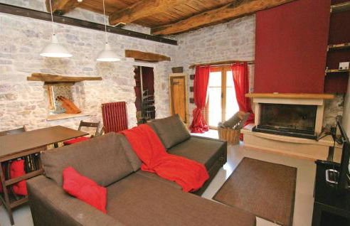 Pet Friendly Home In Stroncone Terni Tr - Photo 17