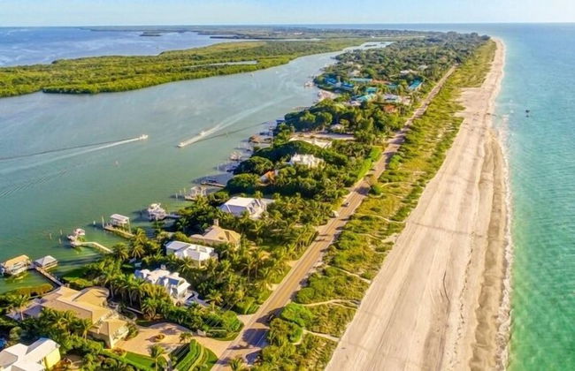 Captiva Grace 5 Bedroom Home by RedAwning - Photo 55