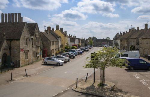 Beautiful Cottage in Picturesque Cotswolds Village - Foto 23