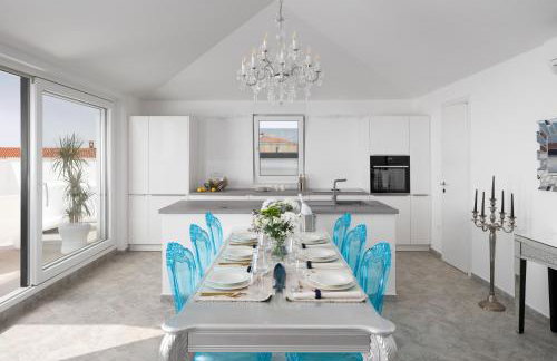 Penthouse Blue Horizon- a luxury penthouse with infinity pool, hot tub, sauna and sea views! - Foto 8