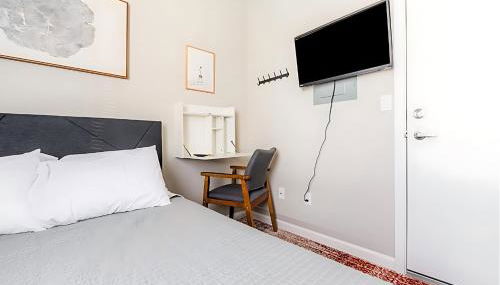 Cozy Micro Suite Unit 11 Sleeps 2 Minutes to Downtown - Foto 5