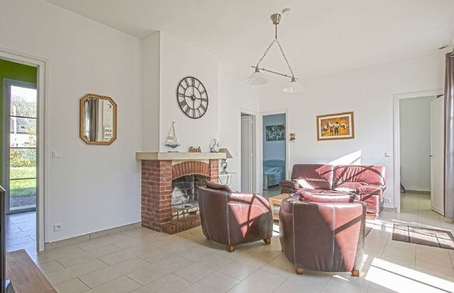 Spacious Holiday Home in Aure sur Mer With Garden - Foto 30