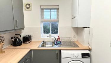 Apartment I Sleeps 4 I Wi-Fi I Parking I Rail Links I Newmarket - Foto 5