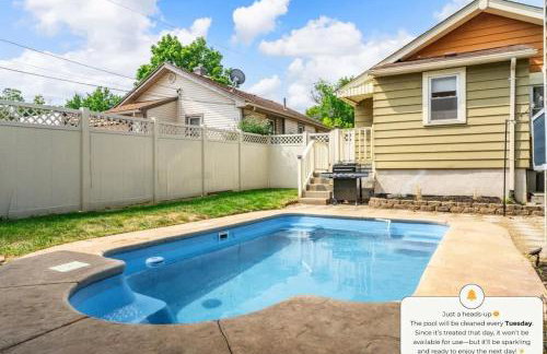 The Paper Plane Pool - Sauna - Poker Room - Sleeps 8 - Foto 23