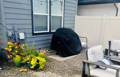 North End blue -Hot Tub - Fire Pit - Downtown -4BR - Photo 30