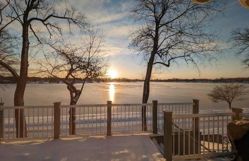 Cozy cottage on peaceful lake - Foto 28