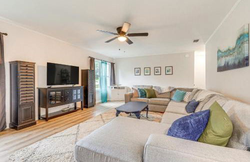 Daphne Home with Deck Close to Beaches and Parks! - Foto 4