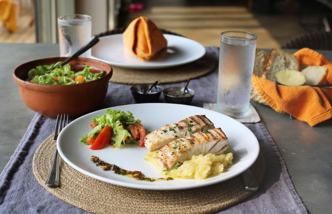 Modern Beach Villa With Roof Garden - Photo 17