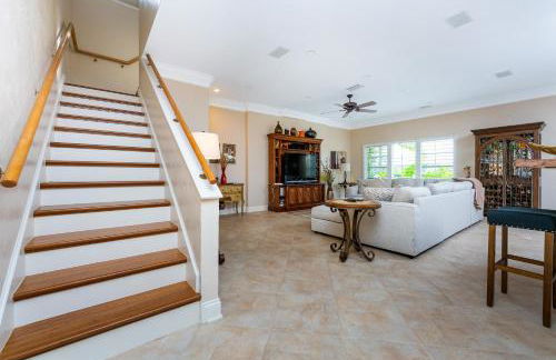 Villa Hibiscus-Waterfront-Free Heated Pool-Dock-Bikes-Other Amenities - Photo 40