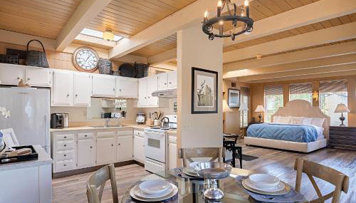 3797 Pine Place apts - Photo 2