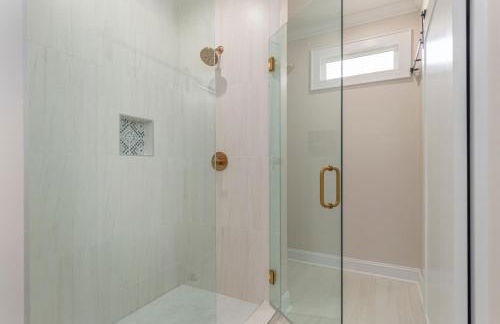 Brand New Modern House - Walk to Main Street - Foto 20