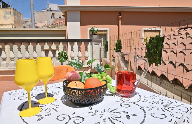 IzzHome Full Center Terrace - Foto 1