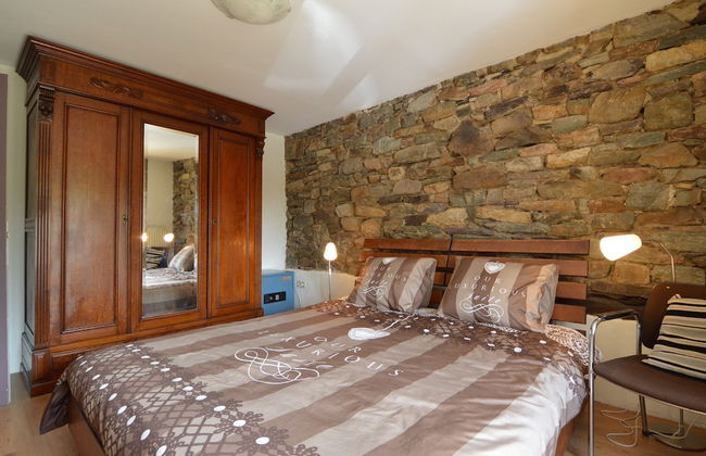 Holiday Home in Odeigne With Sauna - Photo 7