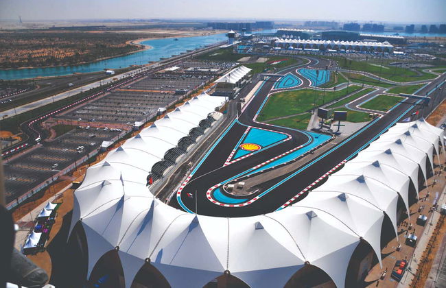 Condução de um Aston Martin GT4 no Circuito Yas Marina - Foto 6