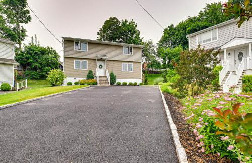 Walk to Shops and Dining Glen Cove Apt with Yard! - Photo 25