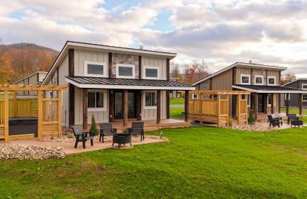Valley View Resort Cabin #1, 1-Bed, Modern-Luxury with Hot Tub in Canaan Valley, WV - Photo 1