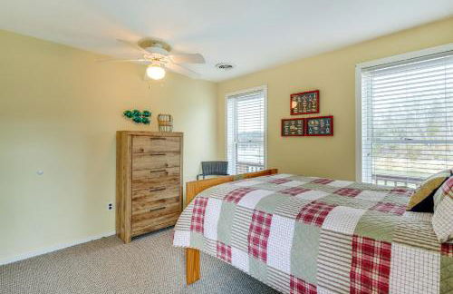 Duck and Bugs Cabin on Boone Lake with Boat Dock! - Foto 24