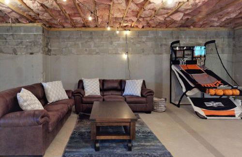 Gorgeous Conway Home A/C, Hot Tub & Full Game Room - Foto 12