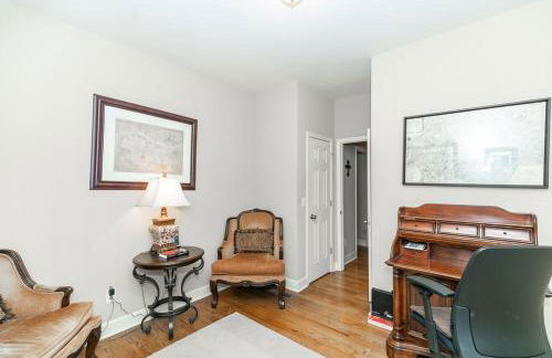 World Cup Stay Near Six Flags & Downtown - Foto 22