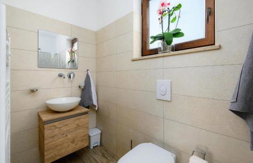 4 Bedroom Gorgeous Home In Nova Vas - Foto 39