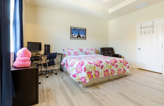 Rare Find! House of Happiness by MIA Zoo & FL Keys - Foto 5