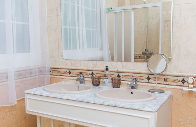 Beachfront 4BR Big groups or 2 families - Foto 28