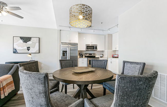 Modern Condos in California Building by Hosteeva - Foto 76