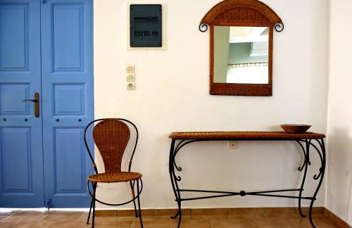 Vori`s blue door country house - Photo 10