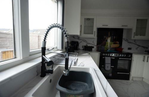 Brechin Getaway Luxury 3 bedroom house - Photo 20