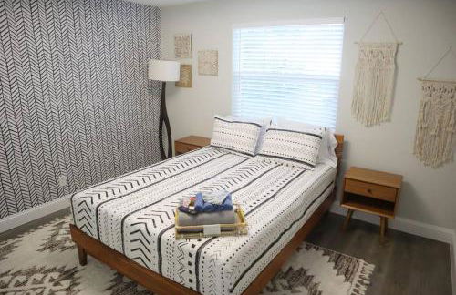 Heart of Ormond Beach - Self check-in - Beach - Photo 10