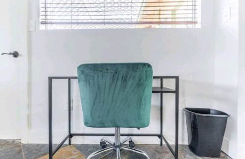 Pool & Hot Tub! Centrally Located, Less Than 3 Miles to The Strip! - Foto 40