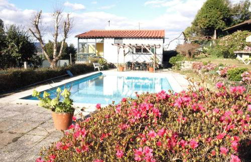 VNC13V4, encantadora casa e piscina, vista rio Min - Foto 8