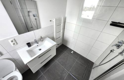 Modernes Apartment mit WIFI, Aufzug & Kostenlos Parken EL-Living - Foto 11