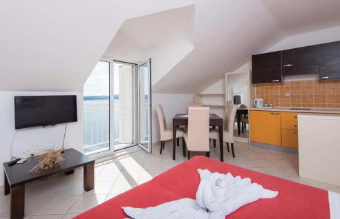 Stunning Home In Kuciste With Sauna - Photo 31