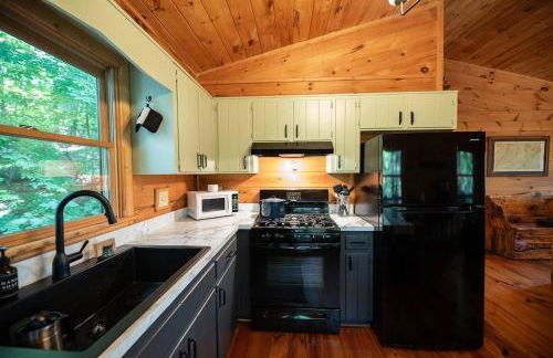 Secluded 4WD Getaway with Mountain Views and Hot Tub - Foto 18