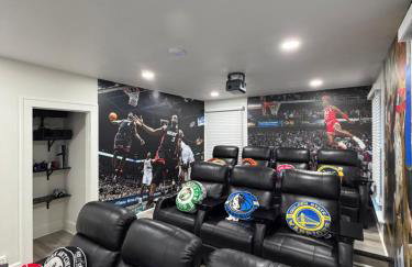 New Group Space - Sleeps 20! Near Sports Center - Photo 6