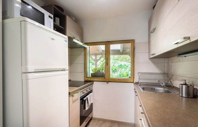 Cottage with pool playground and privacy - Foto 39