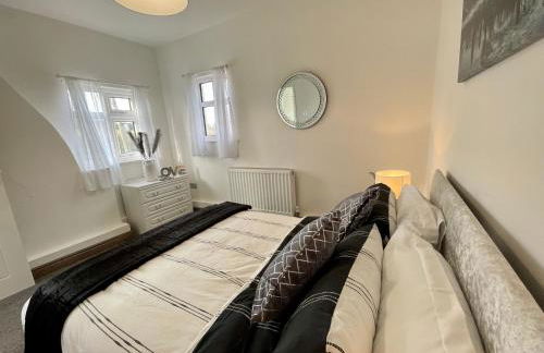 Tollgate House - Luxury Cozy Cottage - HUGE Hot Tub - Alton Towers - Foto 18