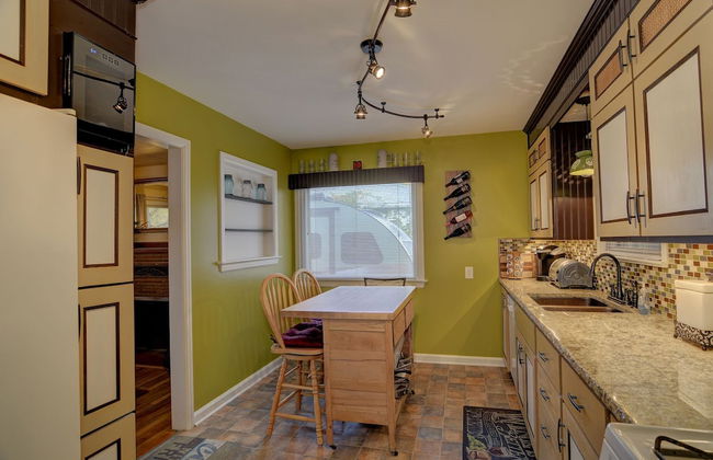 Cottage by the Historic Depot - Foto 13