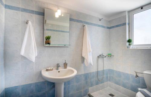 Azure Seaside Apts - Photo 59